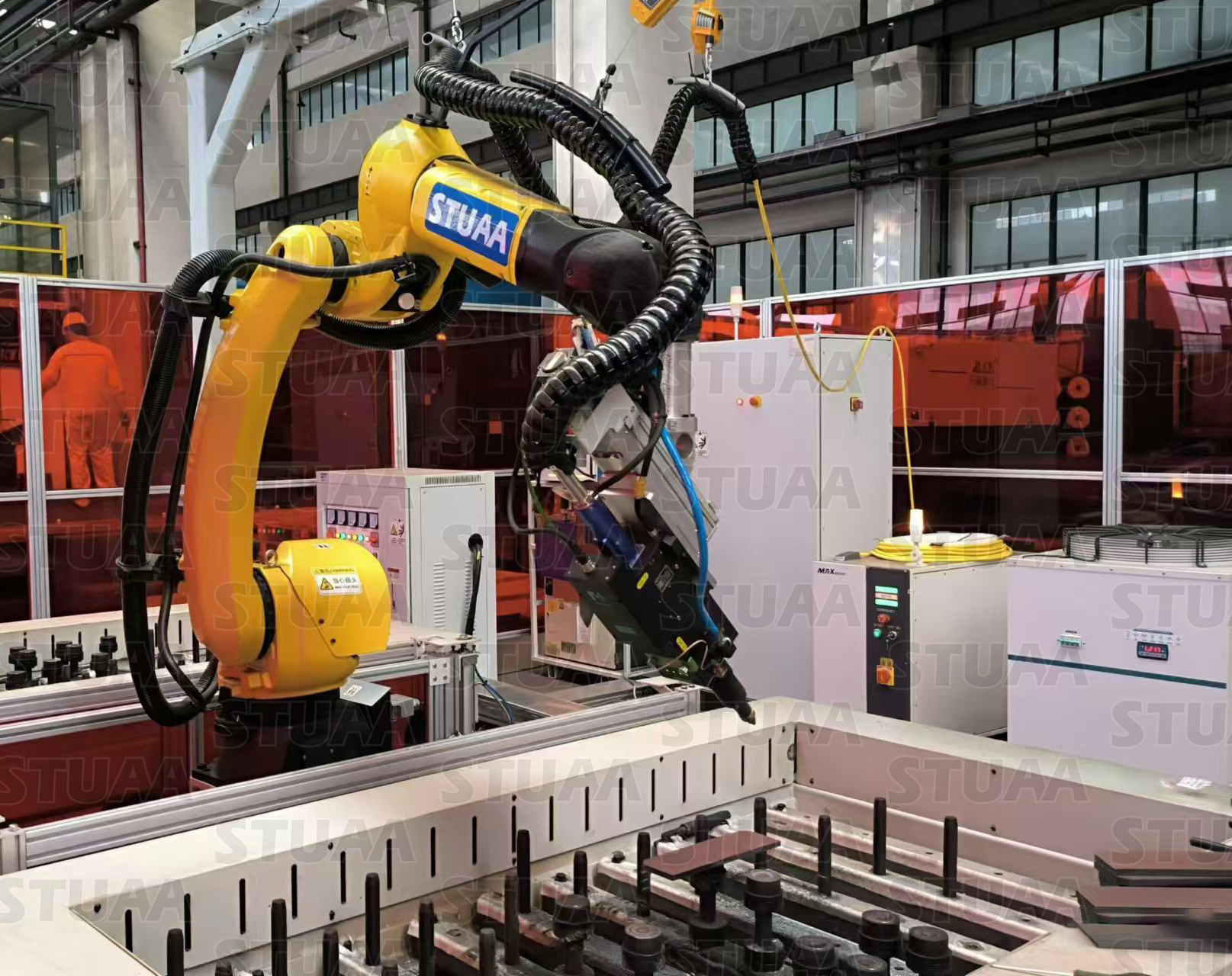 超大功率機器人免示教激光切割坡口設(shè)備